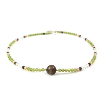 Jade Kette weiß vorne
